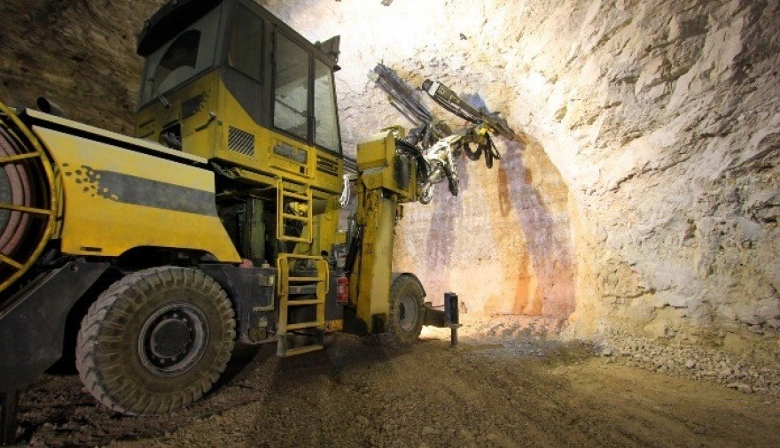 Weretilneck apuesta a la mineria para salir de la crisis
